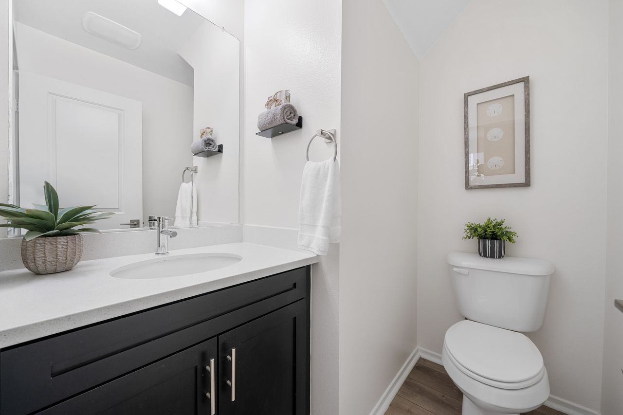 747 Savi Dr #104 photo 7