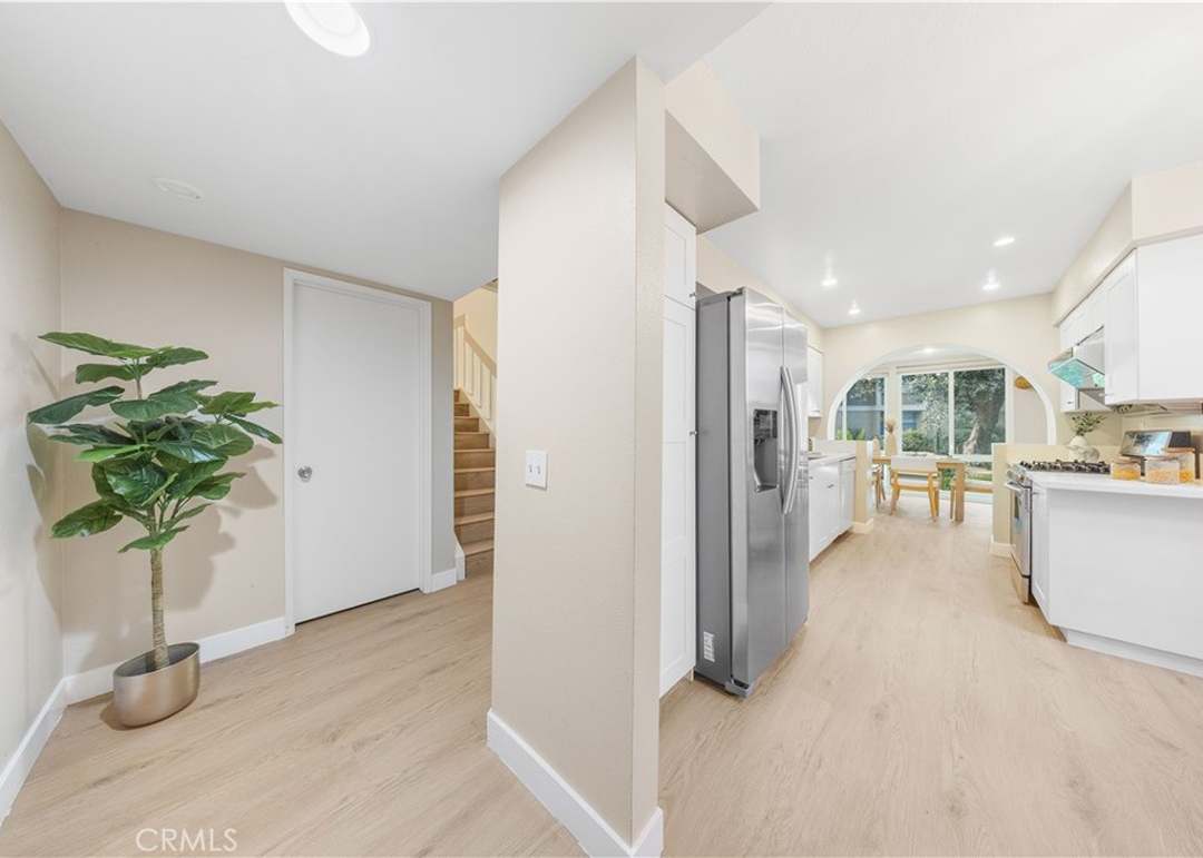 136 Pineview photo 3
