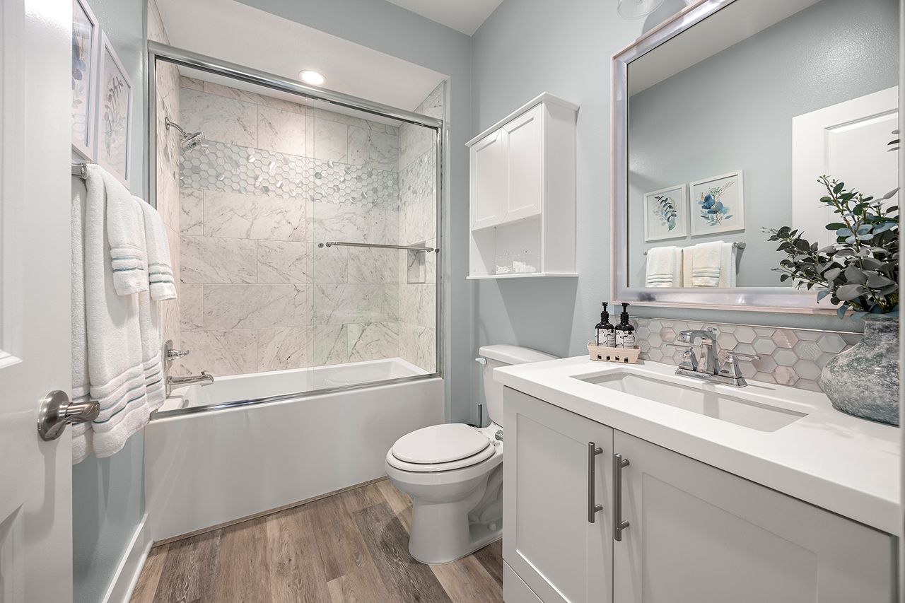 751 Beacon photo 7