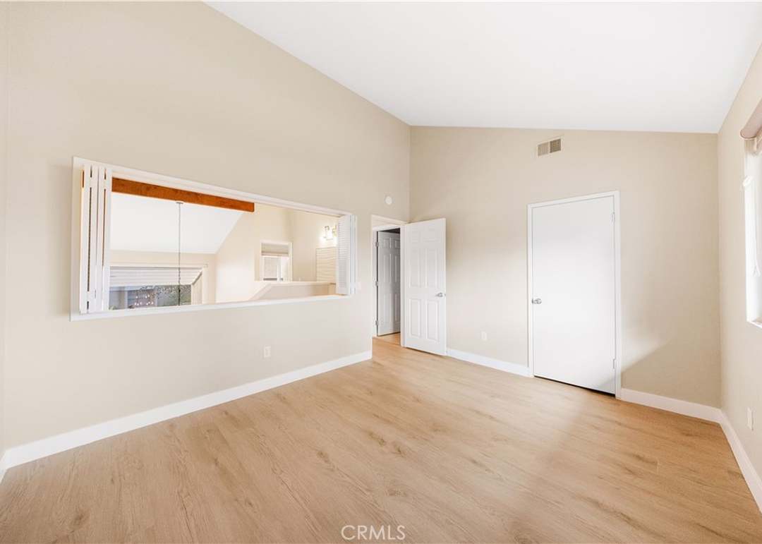 136 Pineview photo 5