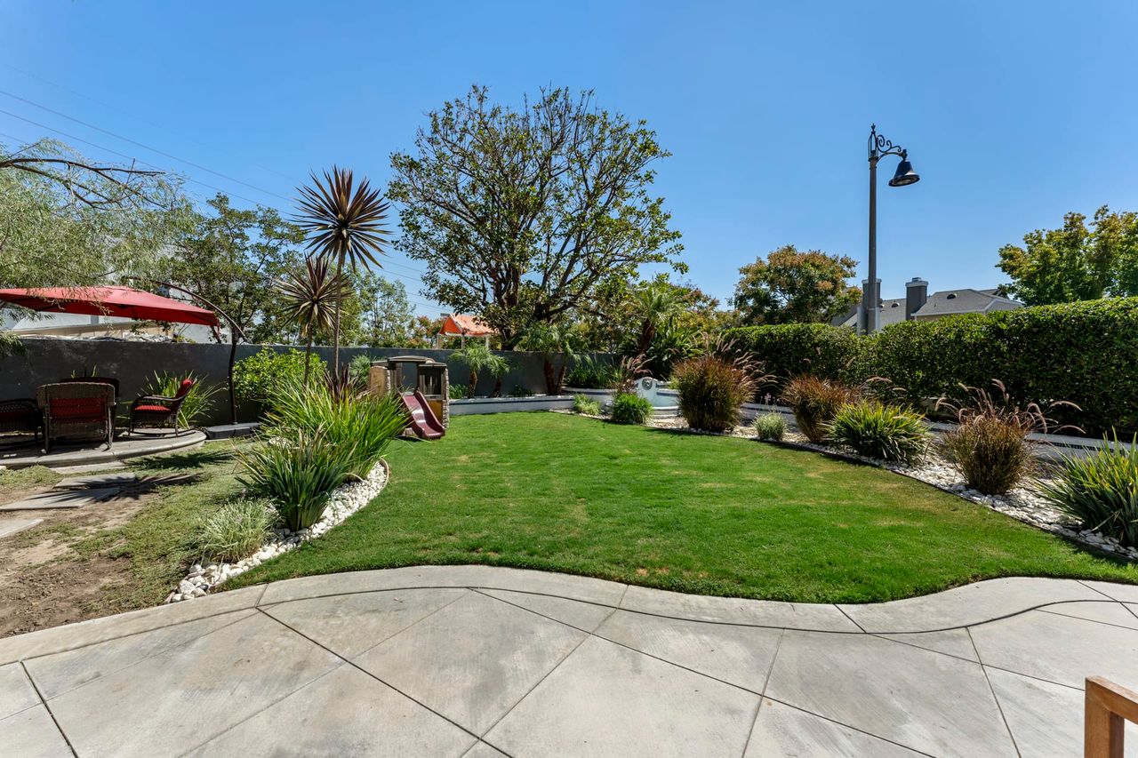 26936 Carnelian Unit 241 photo 4