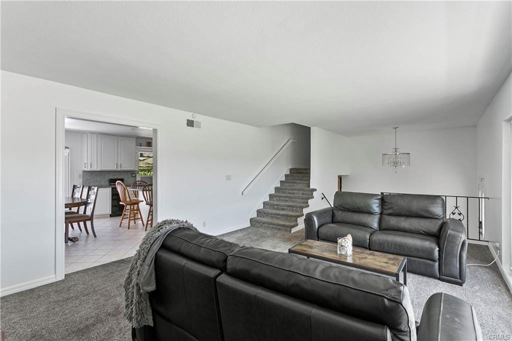 13041 Laurinda Way photo 9