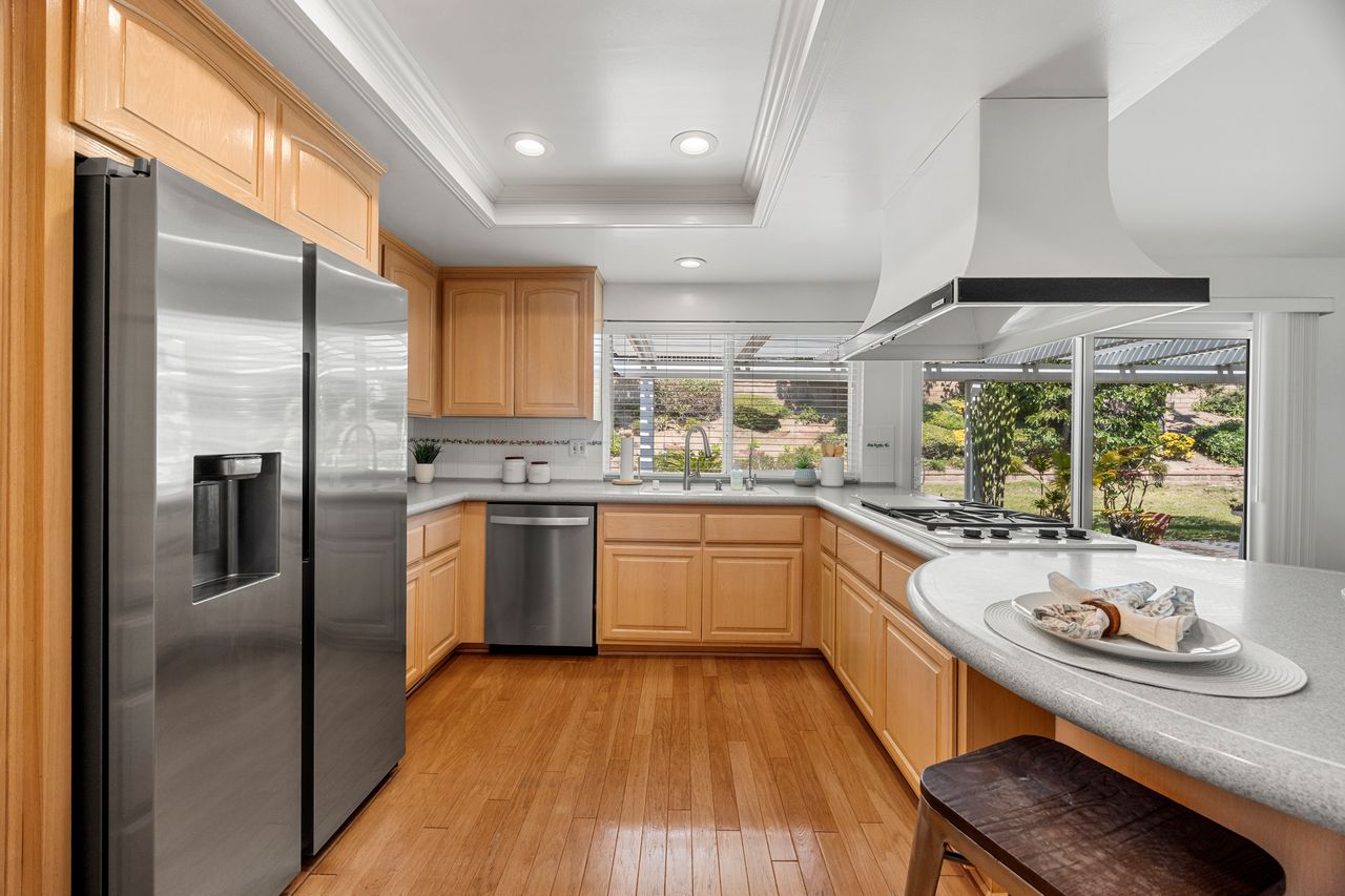 21802 Bass Lake Cir photo 9
