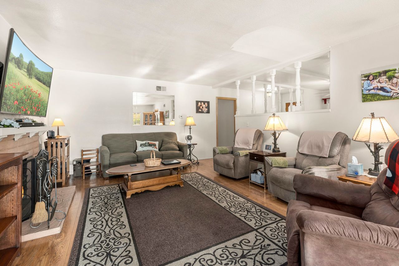 17127 Orange Dr  photo 6