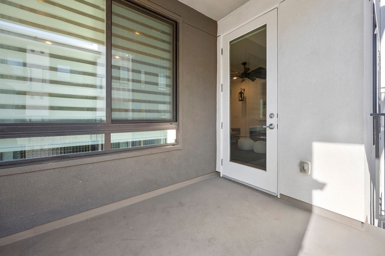 2412 Nolita photo 10
