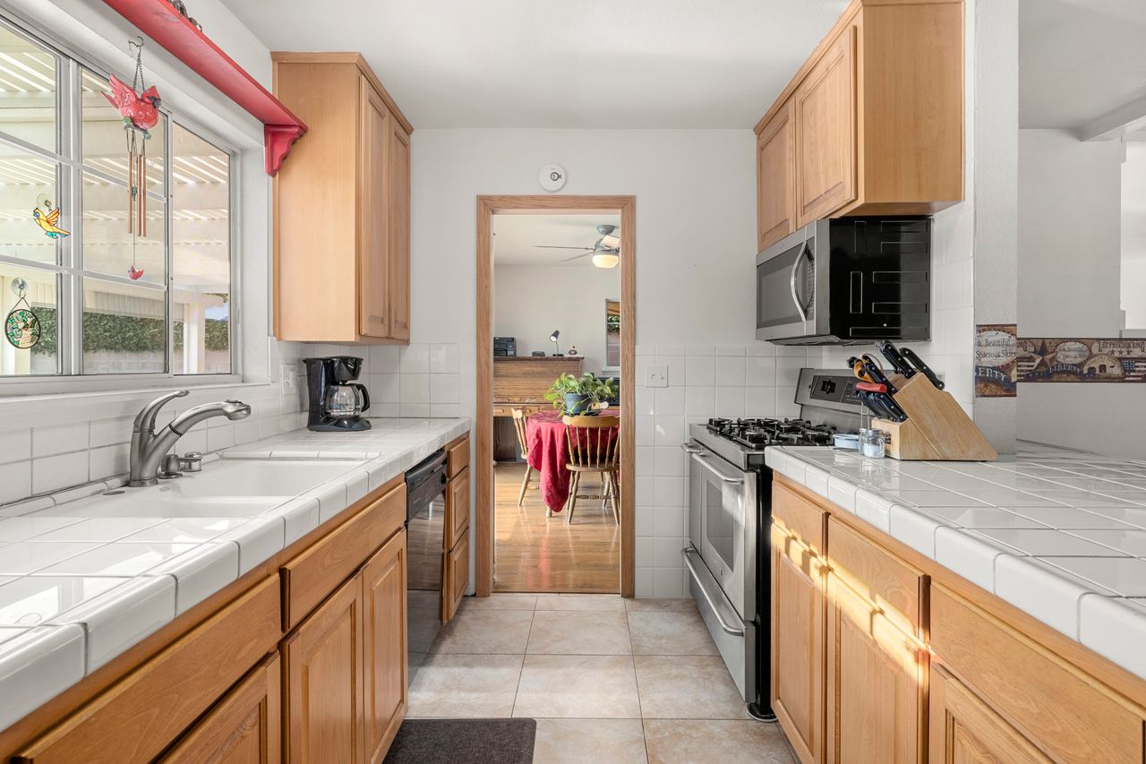 17127 Orange Dr  photo 10