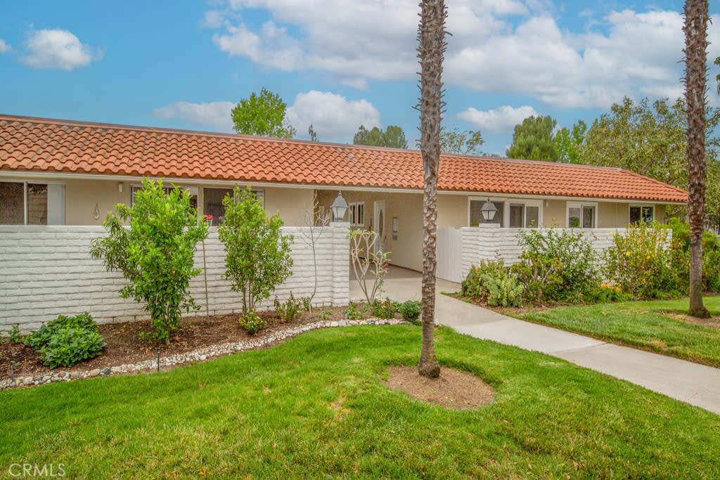 633 Avenida Sevilla Unit O, Laguna Woods, CA 92637 photo 1