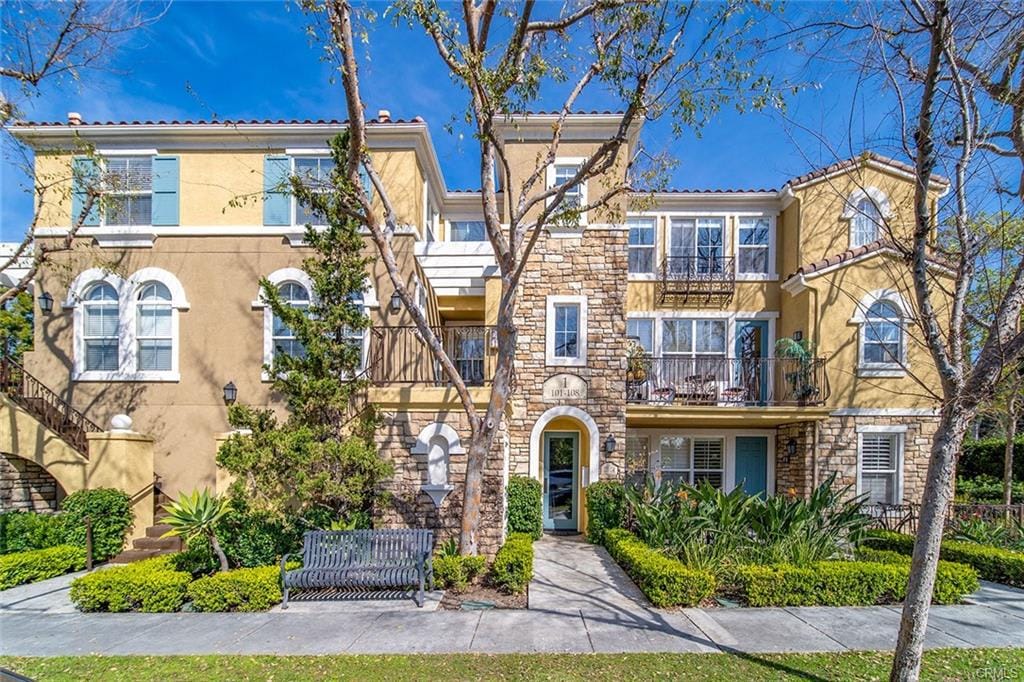 108 Terra Bella photo 1