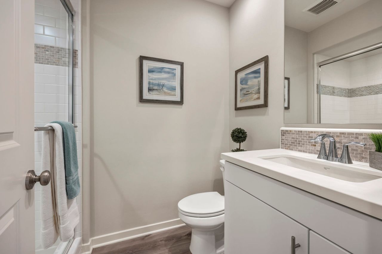 219 Elkhorn photo 4