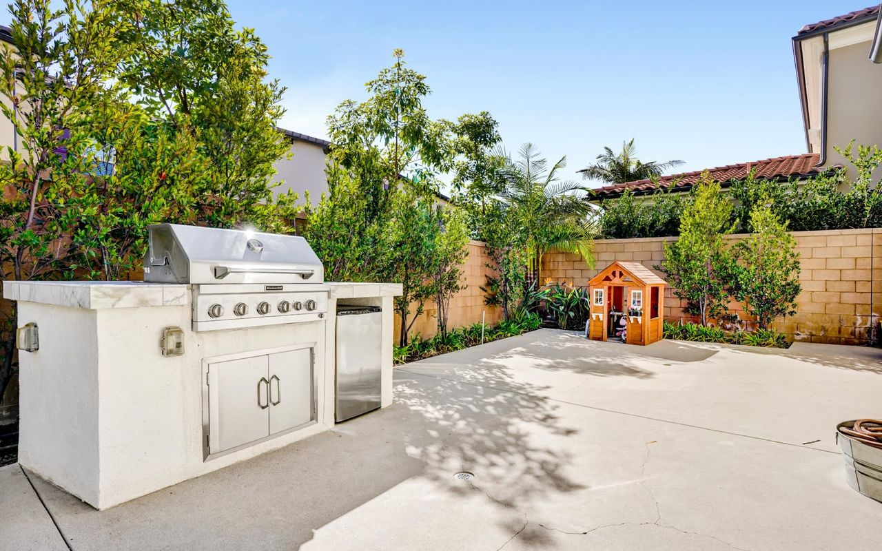 246 Desert Bloom photo 4