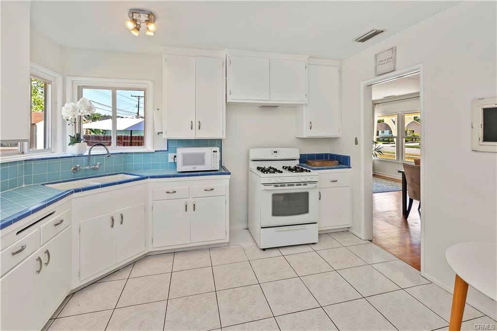 1012 S Washington Ave photo 8
