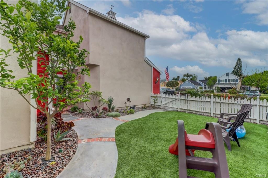 21115 Cedar Ln. photo 5