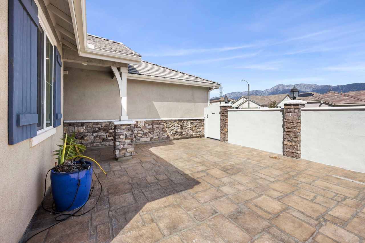 13253 Stanton Dr photo 6