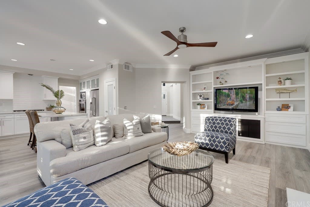 22691 Burlwood photo 9