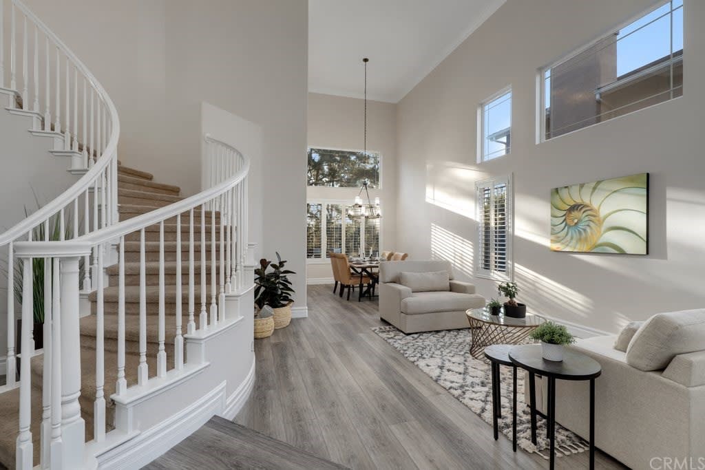 22691 Burlwood photo 3