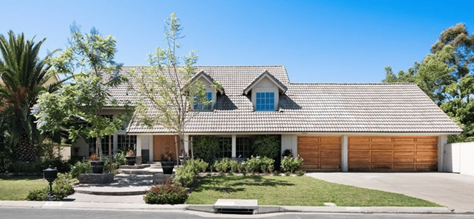9765 Crestview Circle photo 1