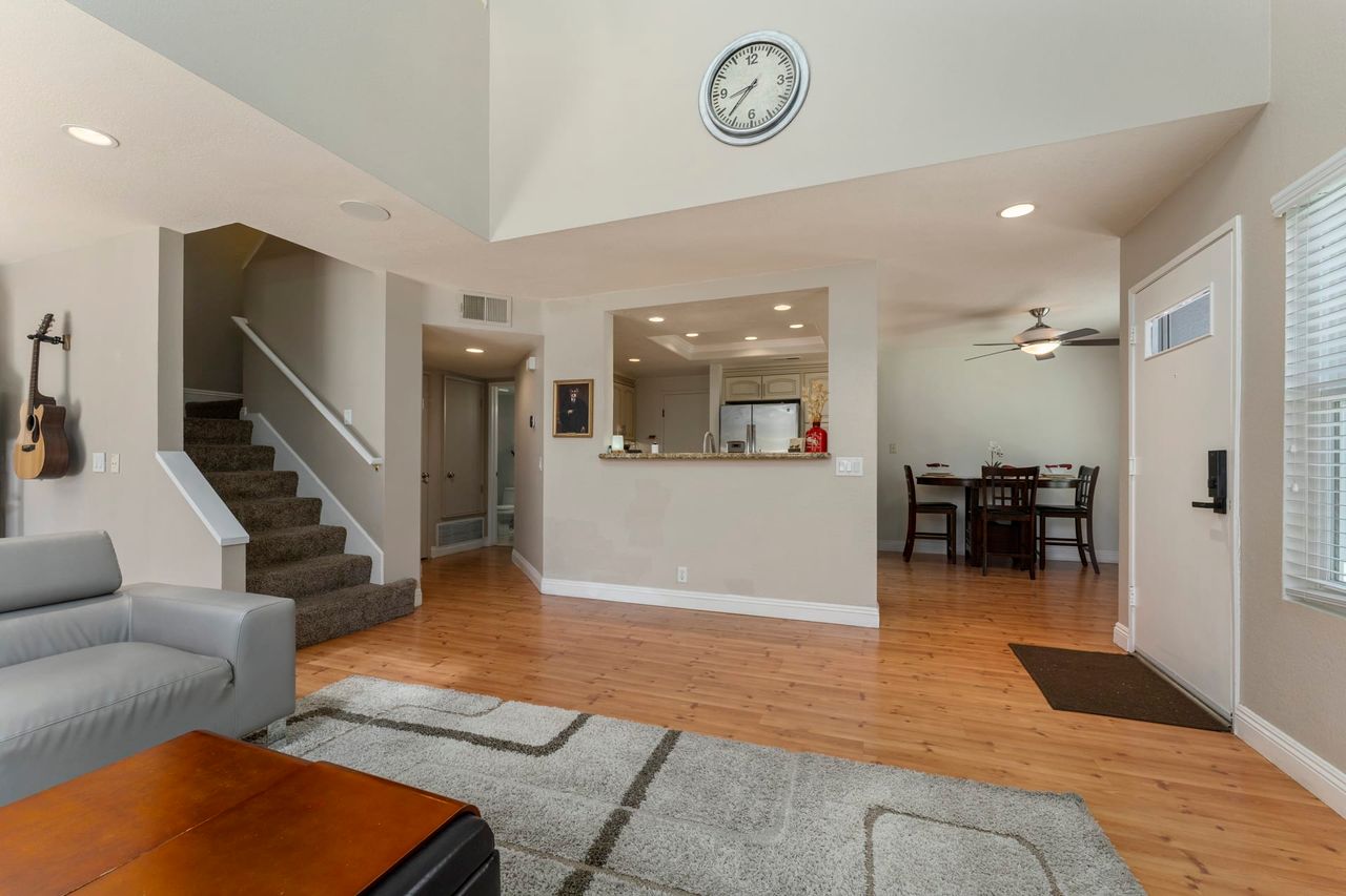 26936 Carnelian Unit 241 photo 9