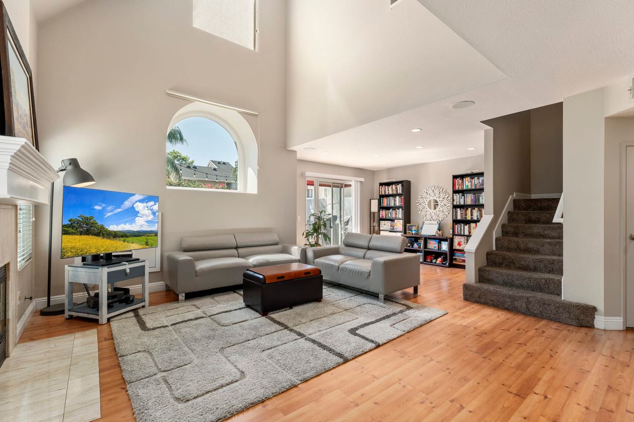 26936 Carnelian Unit 241 photo 6