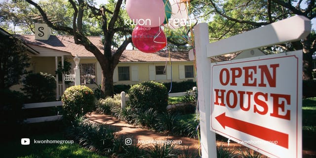 Unlocking Doors to Success: Mastering Open House Etiquette for Homebuyers