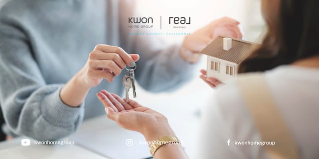 Home Selling Headaches: 7 Factors That Demand a Real Estate Agent
