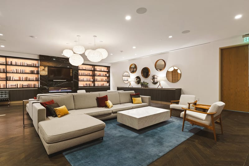 Residents' lounge at Bleu Ciel