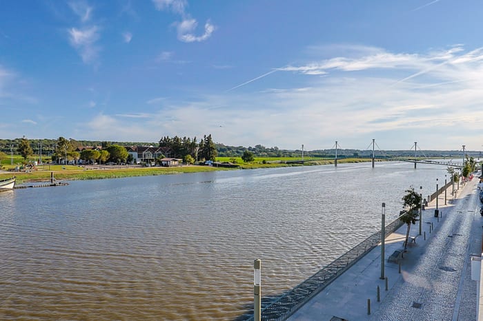 The view over the Sado River towards the bridge