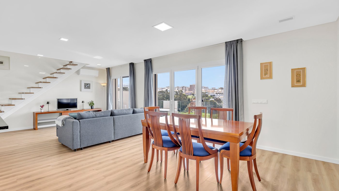 Coastal duplex in Buarcos, Figueira da Foz