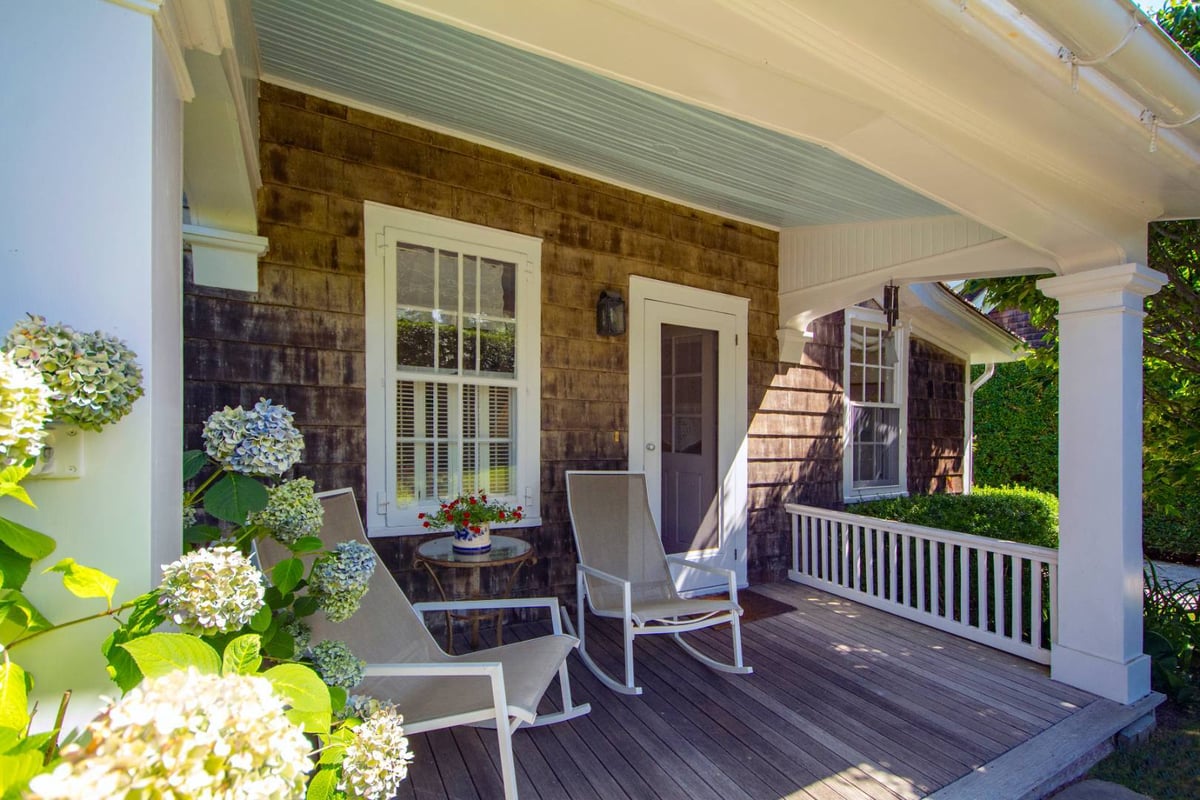 58 Church Ln, photo 1 of 37