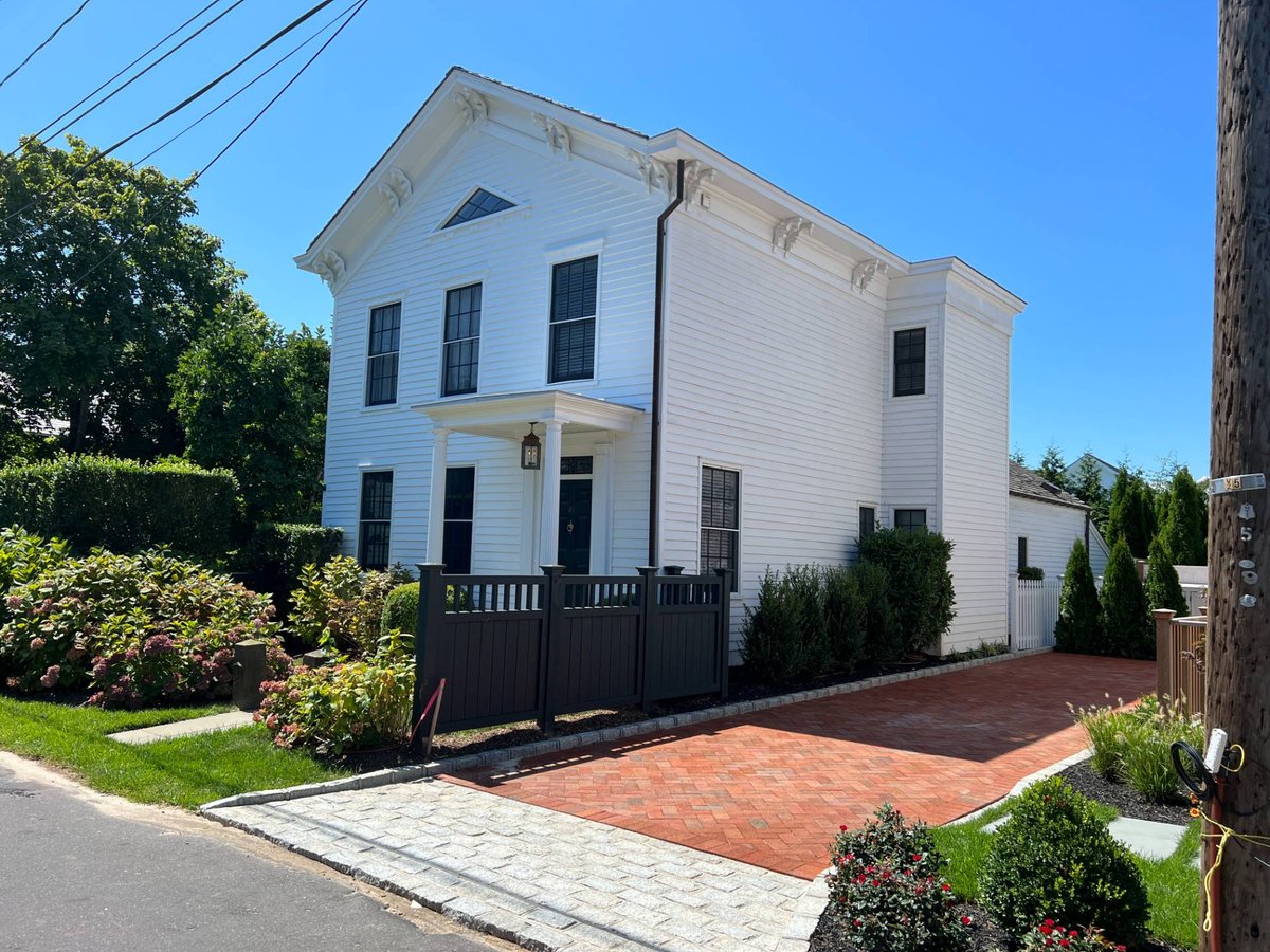 23 Howard St, photo 1 of 31