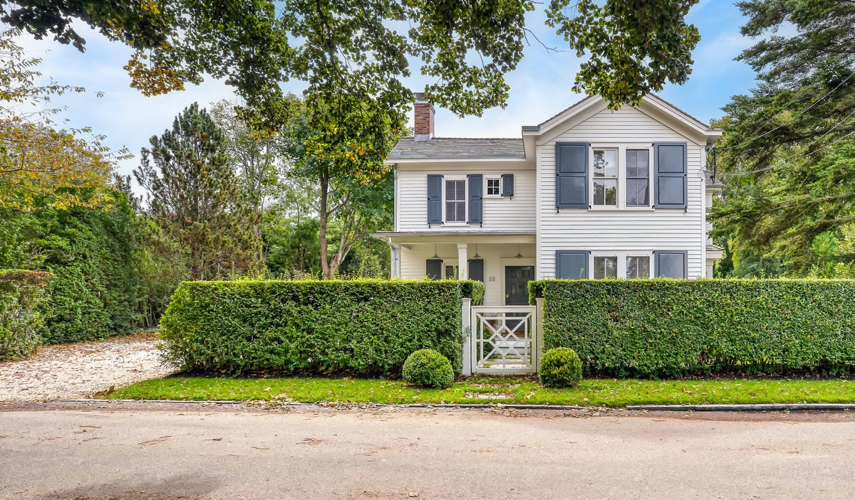 Sag Harbor Village Renovated Gem, photo 1 of 27