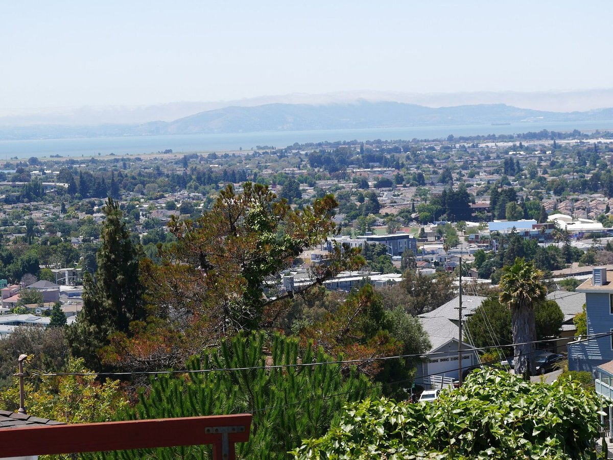 View toward San Francisco Bay from the San Leandro hills