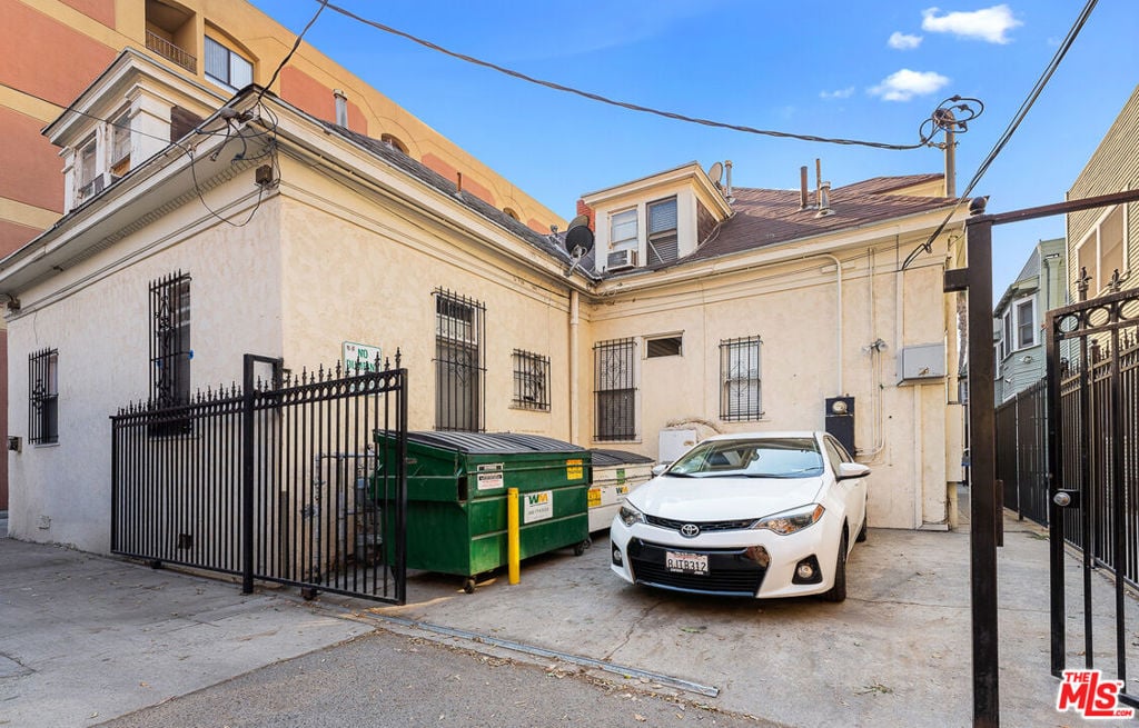 Property photo 4