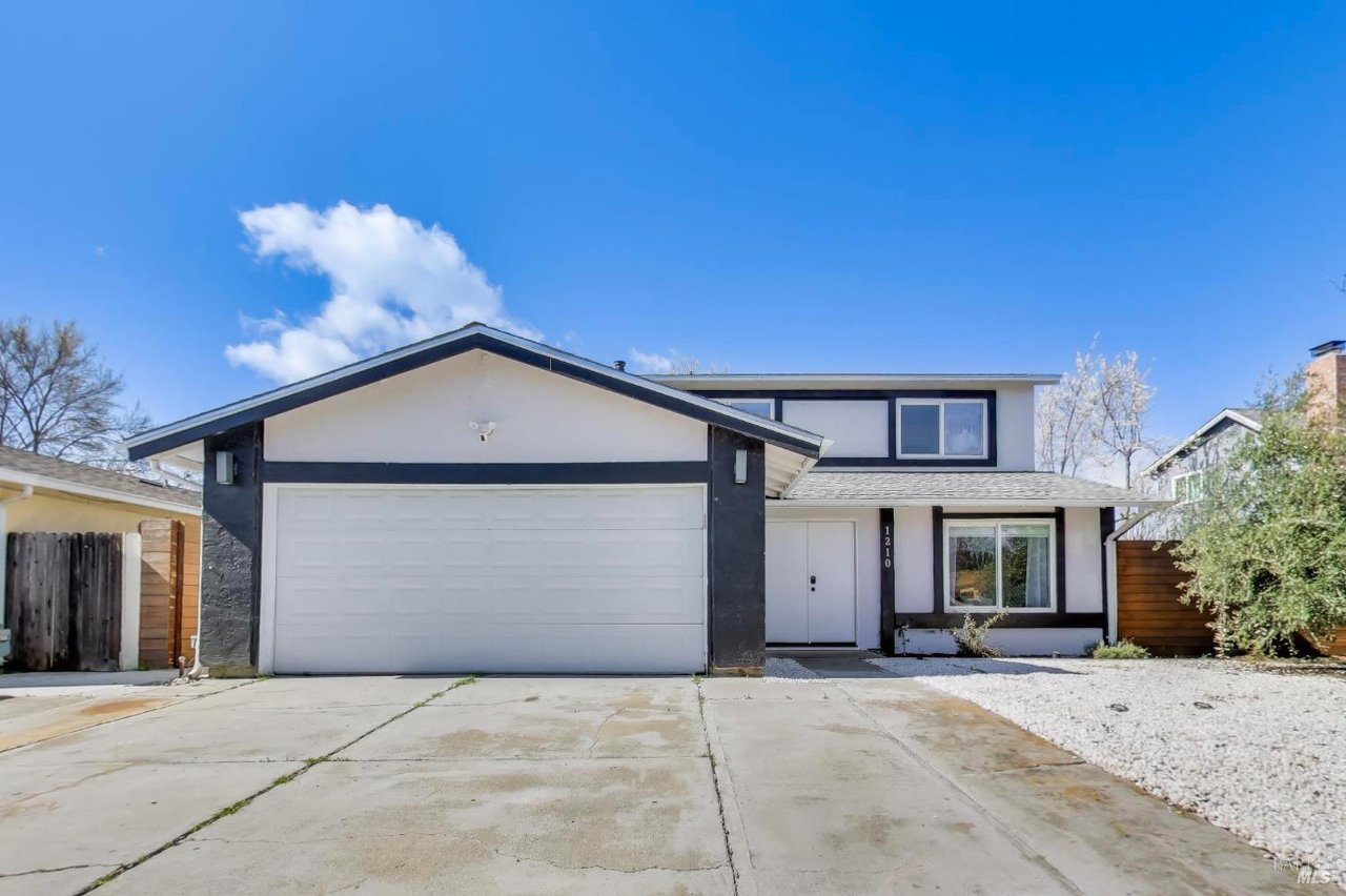 Property photo 1