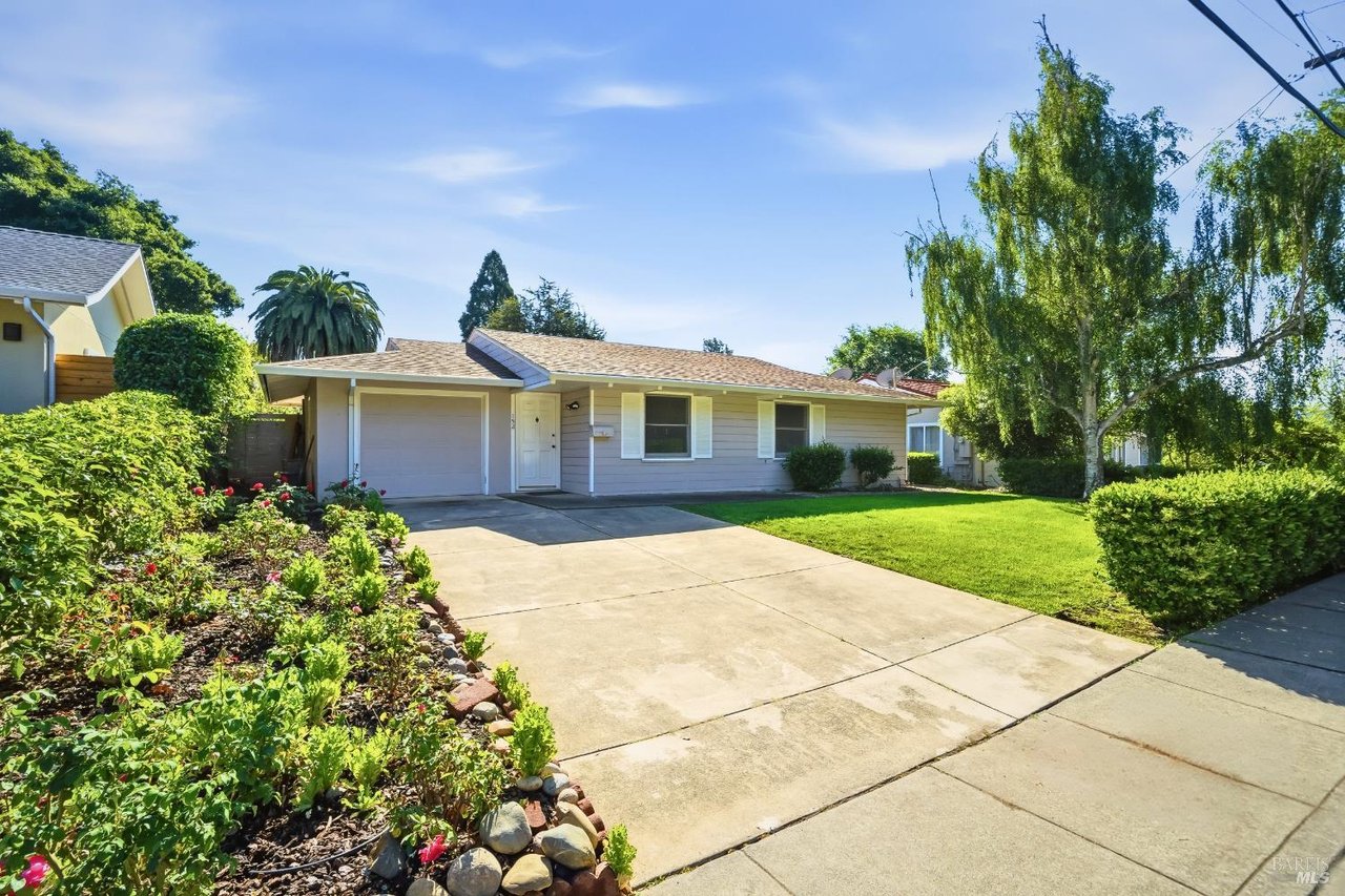 Property photo 1