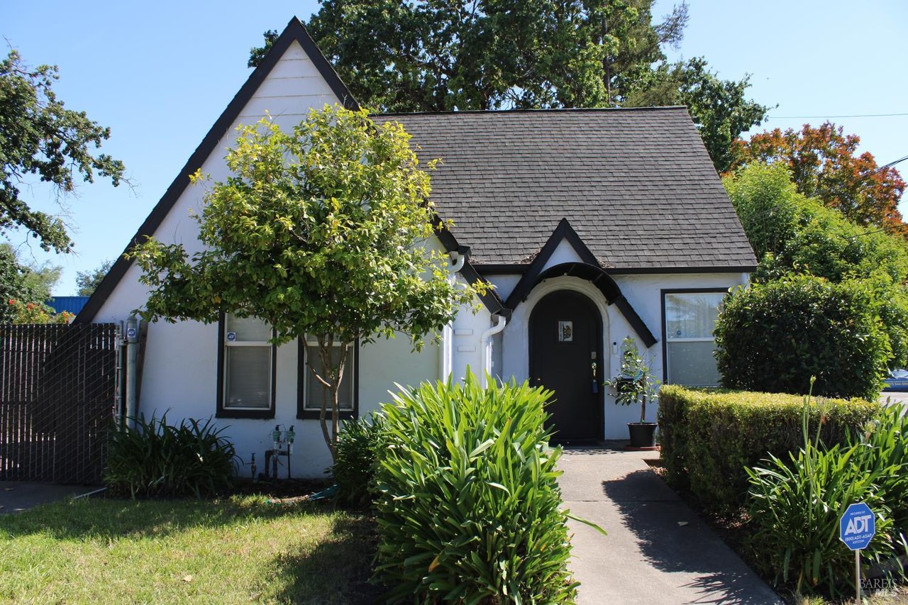 Property photo 1