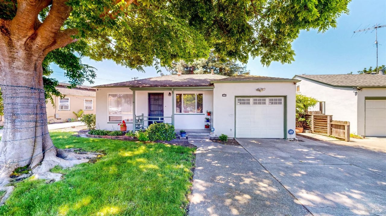 Property photo 1
