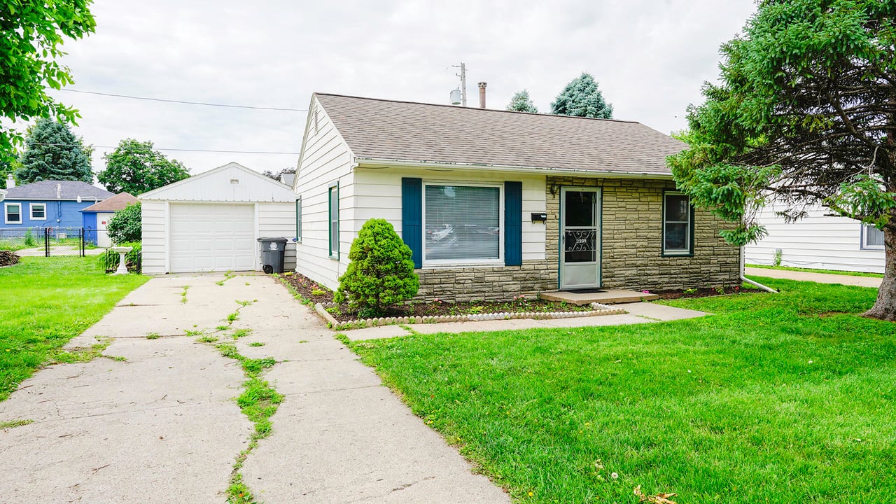 Property photo 1