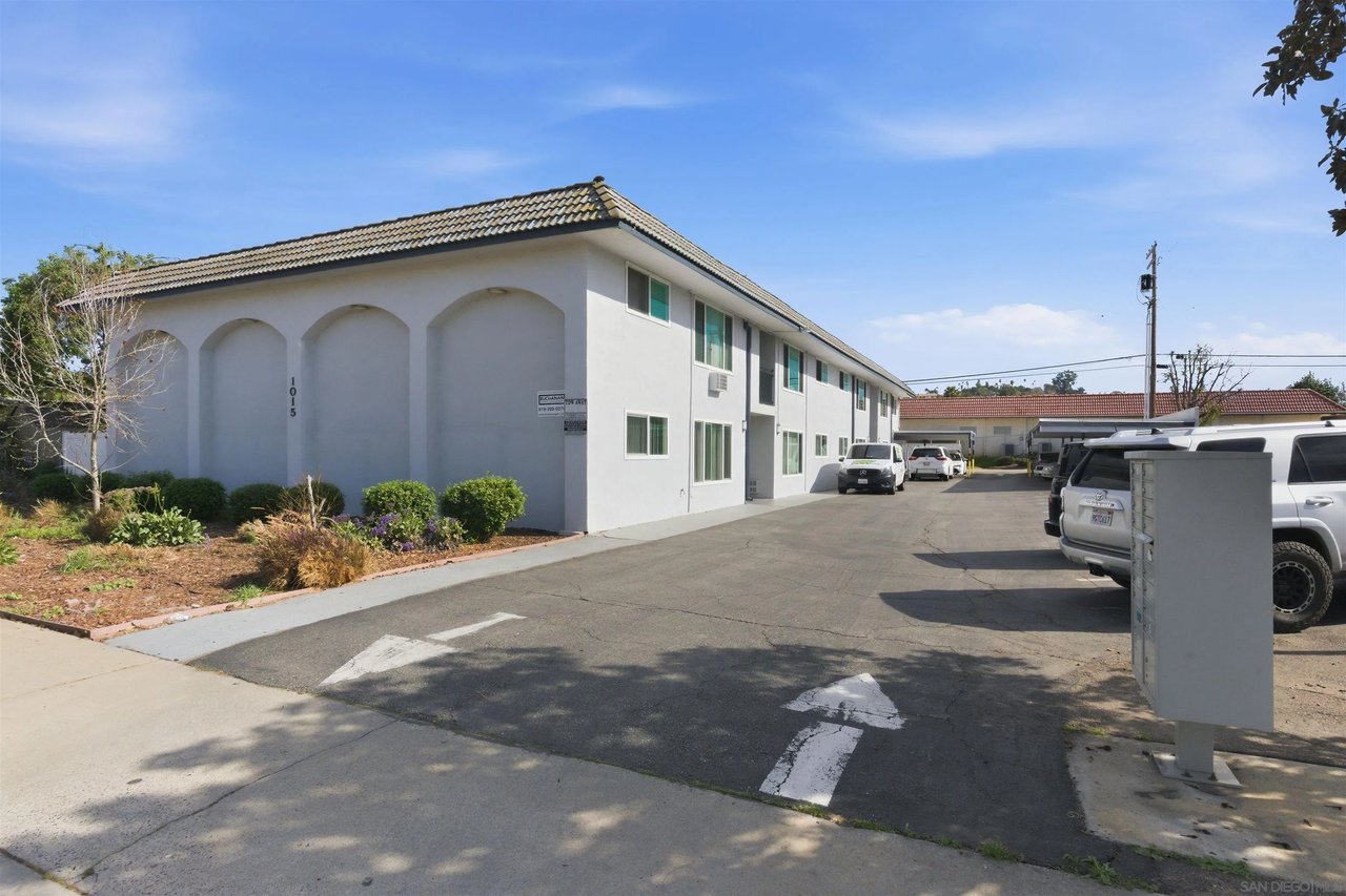 Property photo 1
