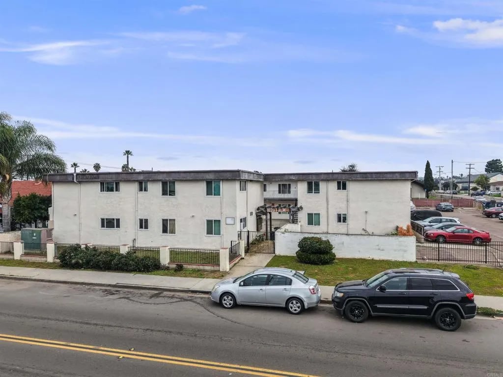Property photo 1
