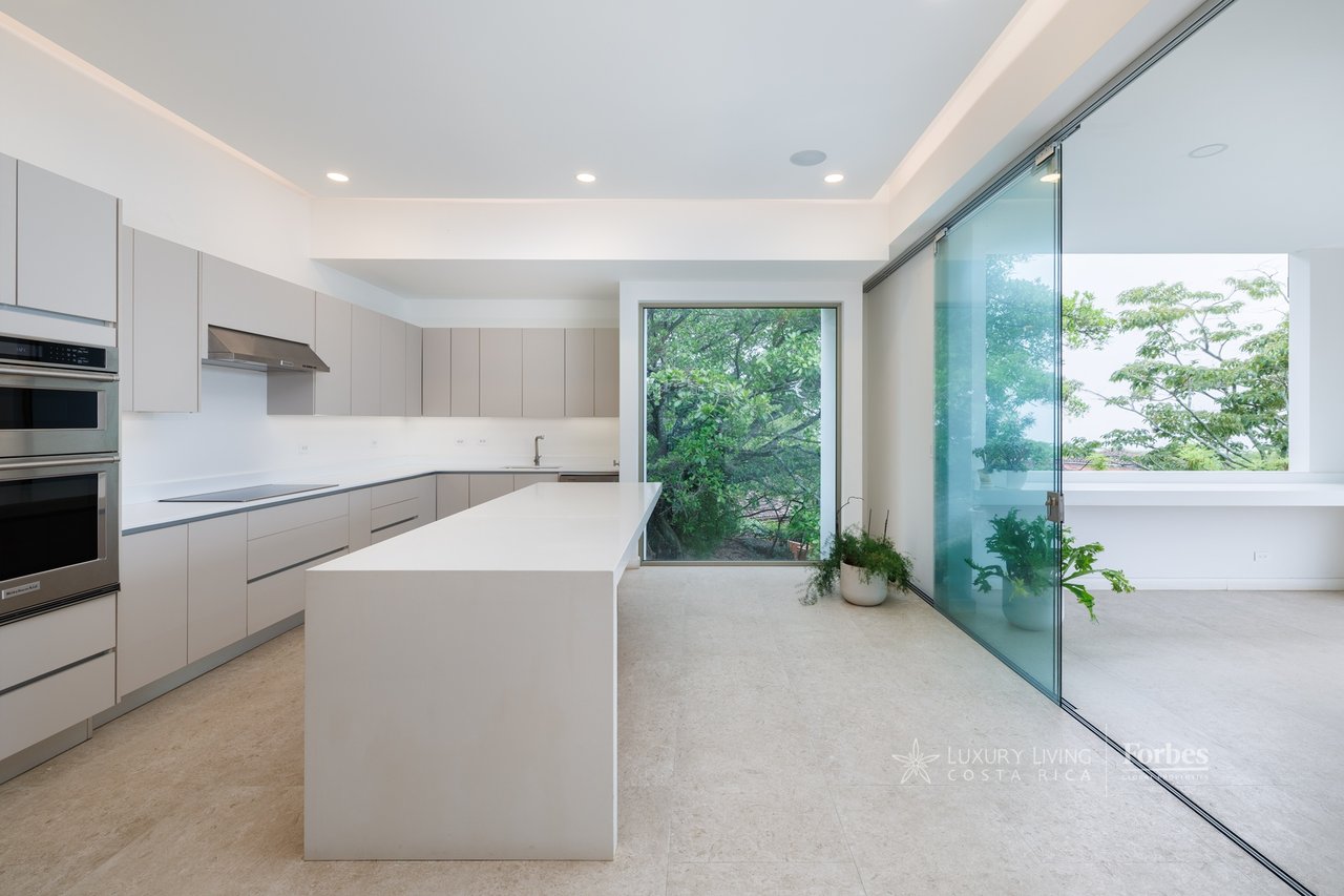 21363 - Modern Home with Panoramic Views in Villa Real 