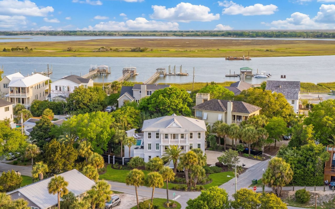For Sale – Luxurious Island Retreats