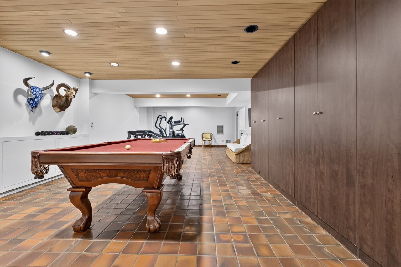 15 Horseshoe Road (Long Island)