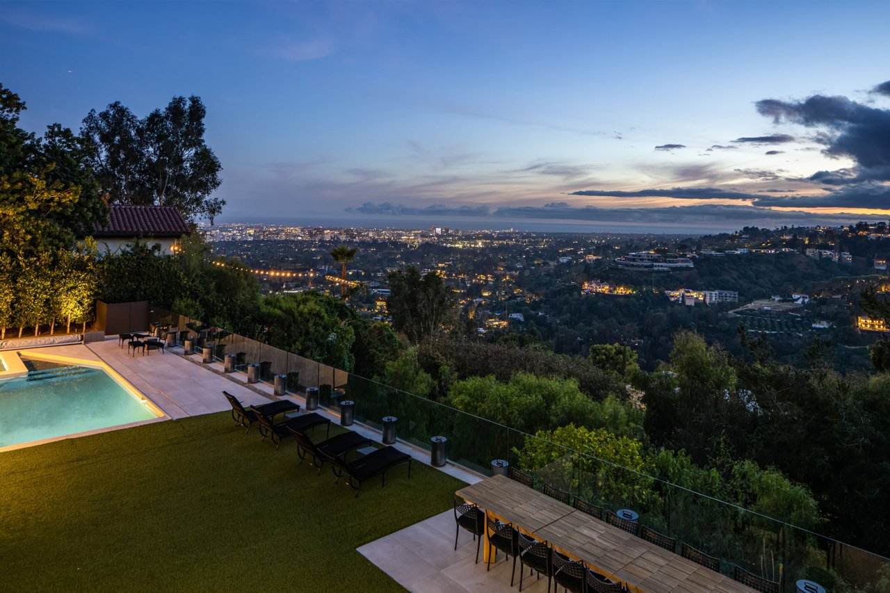 1557 Tower Grove Dr, Beverly Hills