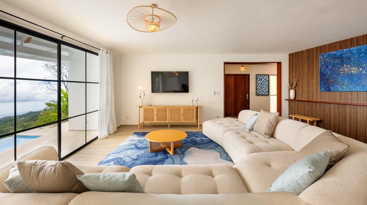 Villa Leoni Sunset Ocean View Sanctuary