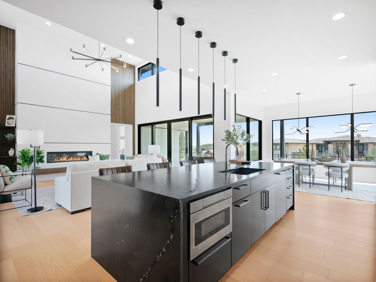 Live Elevated: Custom Luxury in the Heart of Ravenna
