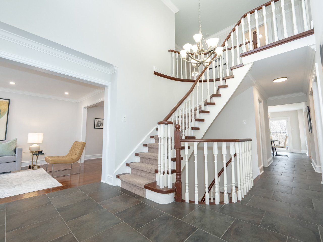 146 Valleymede Dr