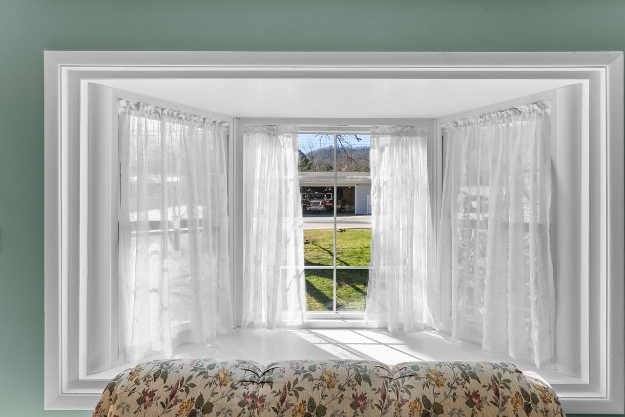 879 New Haw Creek Road