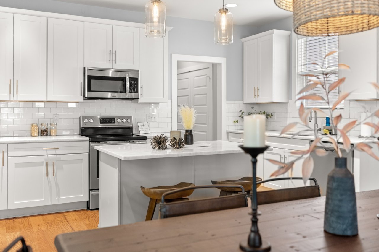 6117 California Ave #B