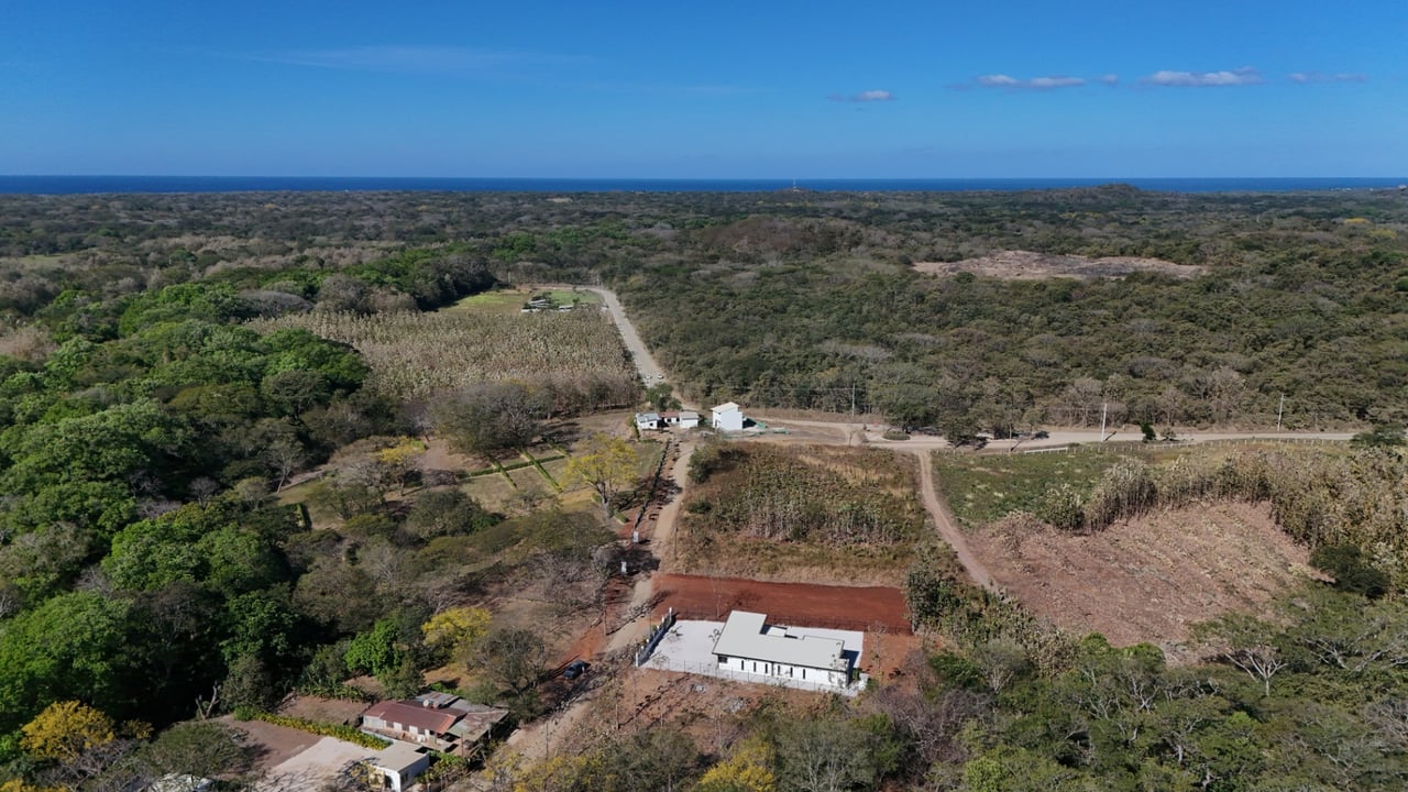 Villa Luz: Tropical Modern Home for Sale in Rancho Pinilla