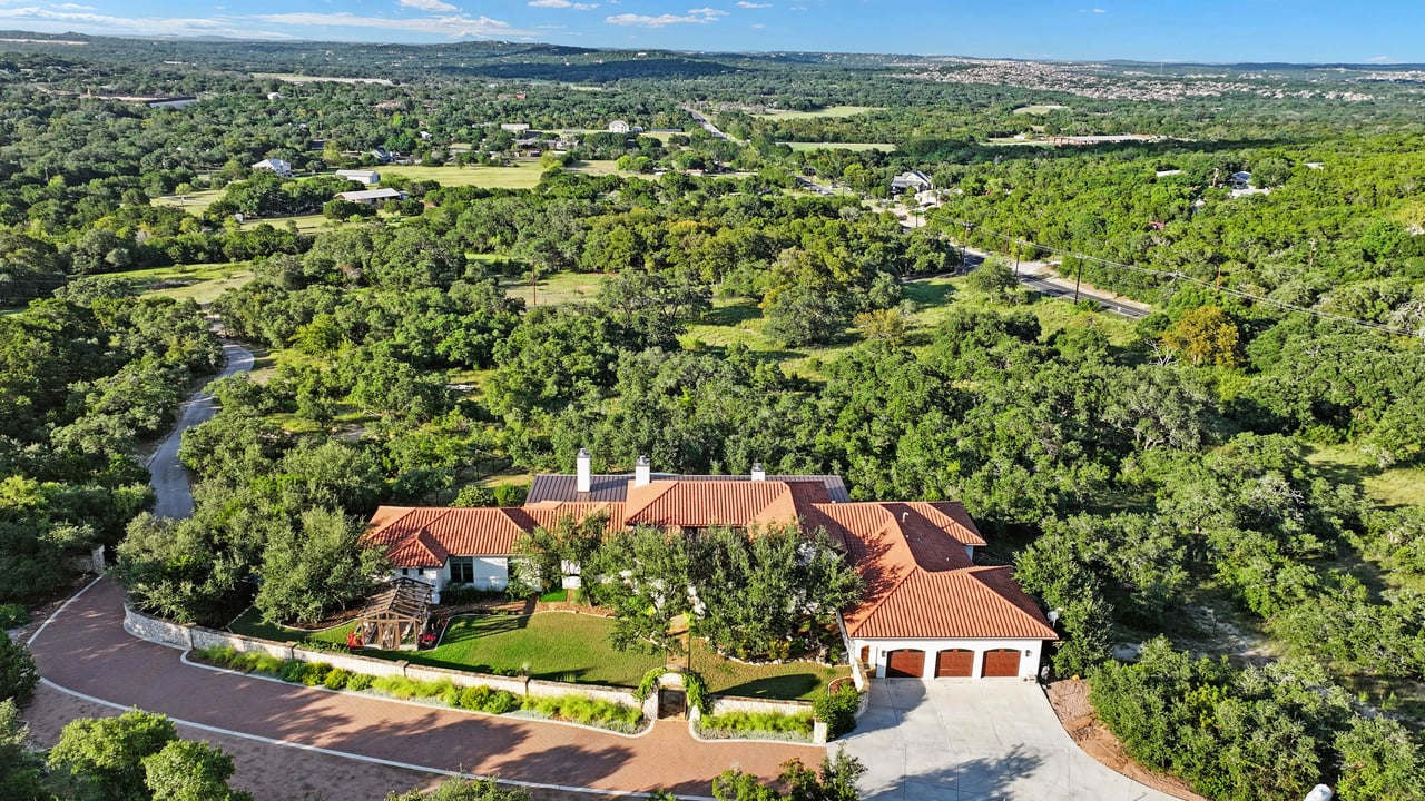 24209 Scenic Loop Rd